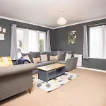 Harlow Manor Lt By Furnished - Large House - Army Base - Relocating Families - Business * Харрогейт